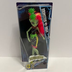 MONSTER HIGH DOLL VENUS MCFLYTRAP ELECTRIFIED NRFB RARE NWT Toy 2016